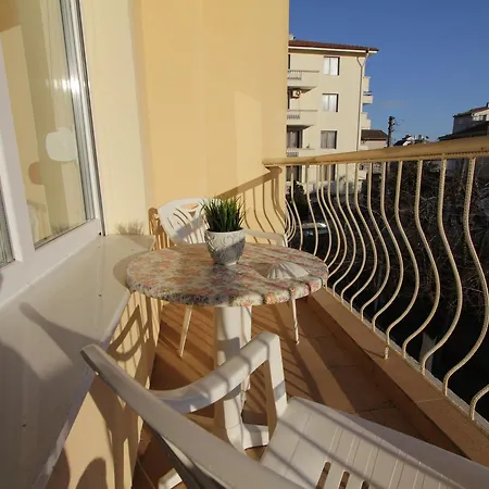 Daire Apartments Primorsko
